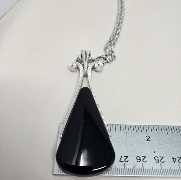 Vintage Avon Womens Necklace Mod Black Stone-Silvertone Large Pendant Versatile - Picture 5 of 5